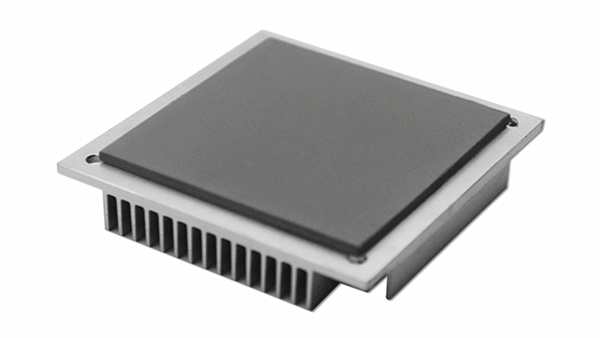 拒绝硅油隐患！无硅导热片重塑军工电子散热标准