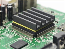 为何说导热硅胶垫是电路板稳定运行的“散热基石”？